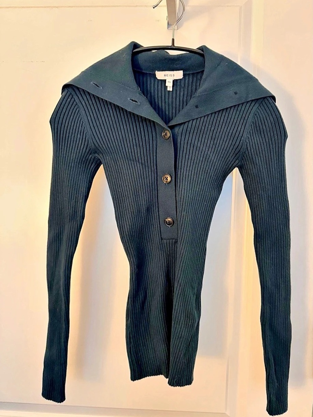 Reiss Ribbed Button Collar Top Black XS